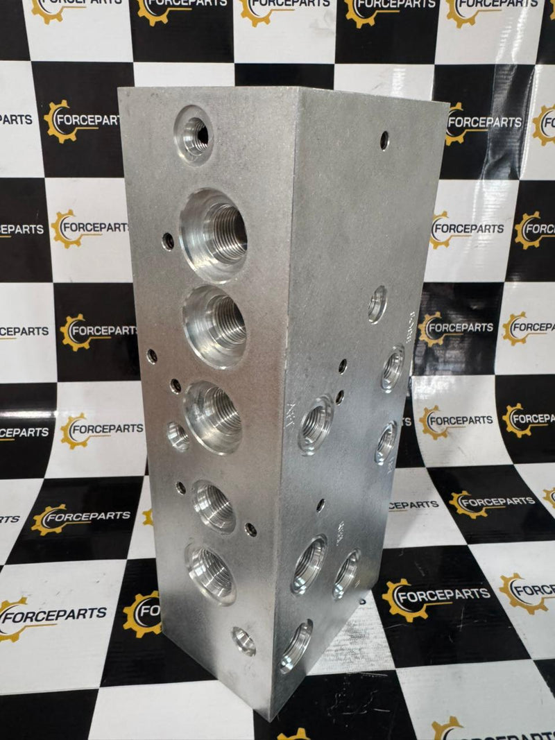 84300160  BLOCO MANIFOLD HIDRAULICO